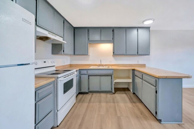 Building Photo - 6003 Craner Ave
