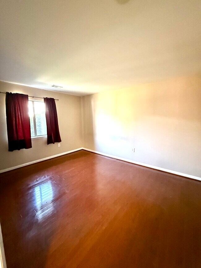Building Photo - 8651 Madera Ct