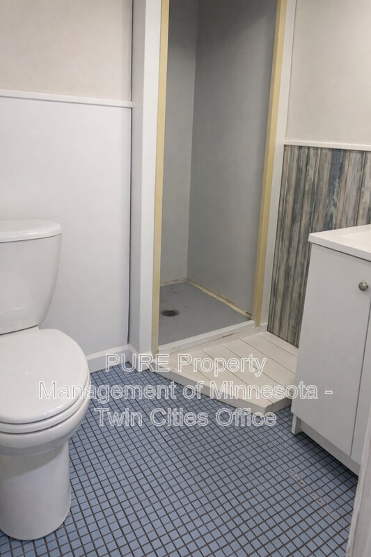 Building Photo - 30630 Broadway St N