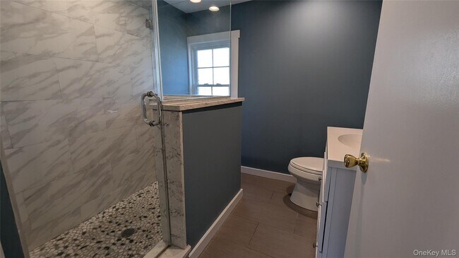 Building Photo - 34 Kings Hwy