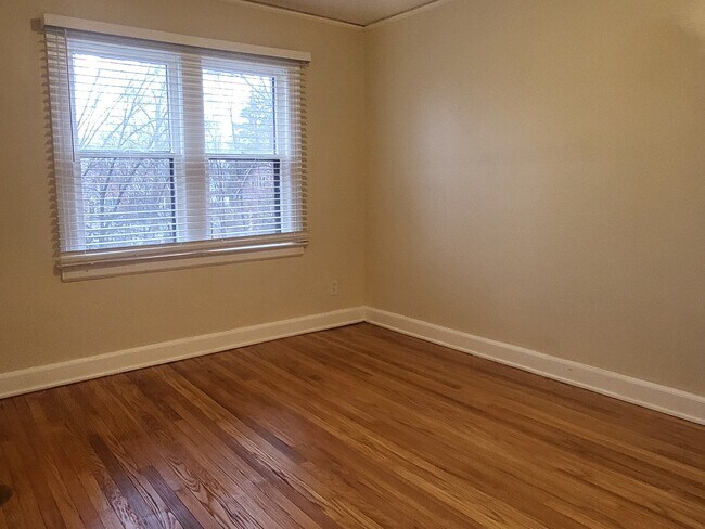 Building Photo - Wisconsin