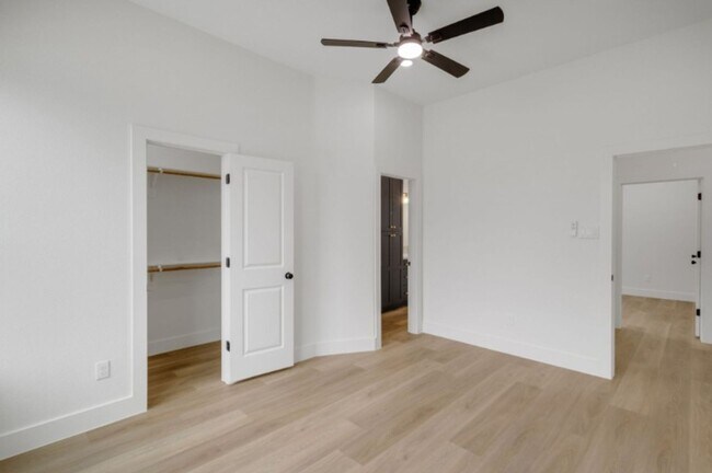 Building Photo - 7956 Bonaire St