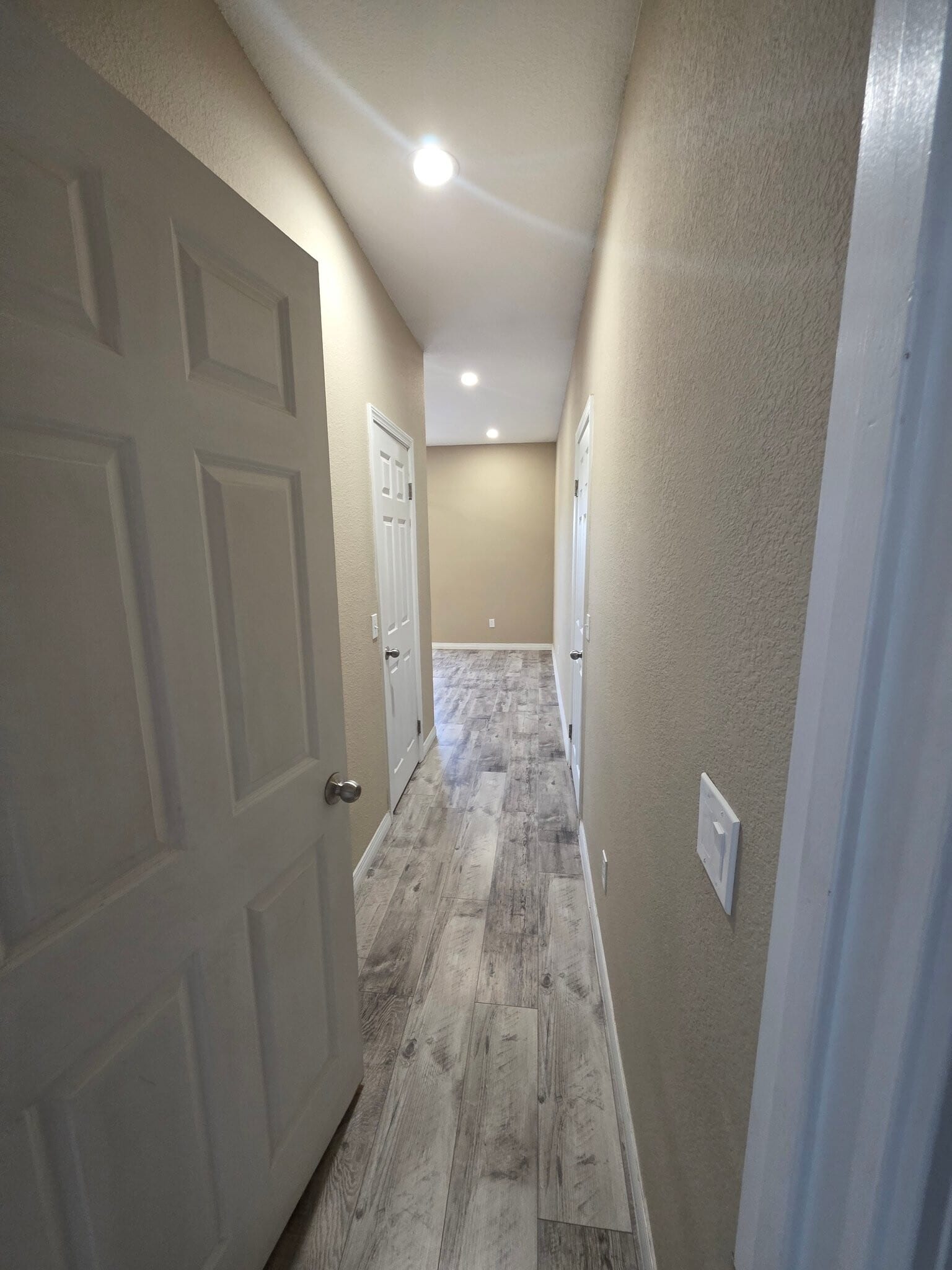 Building Photo - 8173 Viburnum Ave
