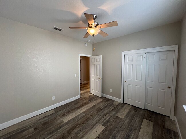 Building Photo - 4-bedroom single story in Sylvan School Di...