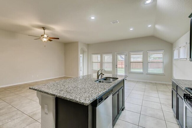 Building Photo - 13827 Quiet Fox Ln