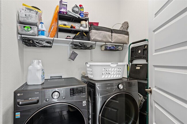 Building Photo - 3202 Betony St