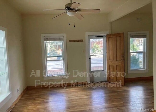 Building Photo - 831 Elati St