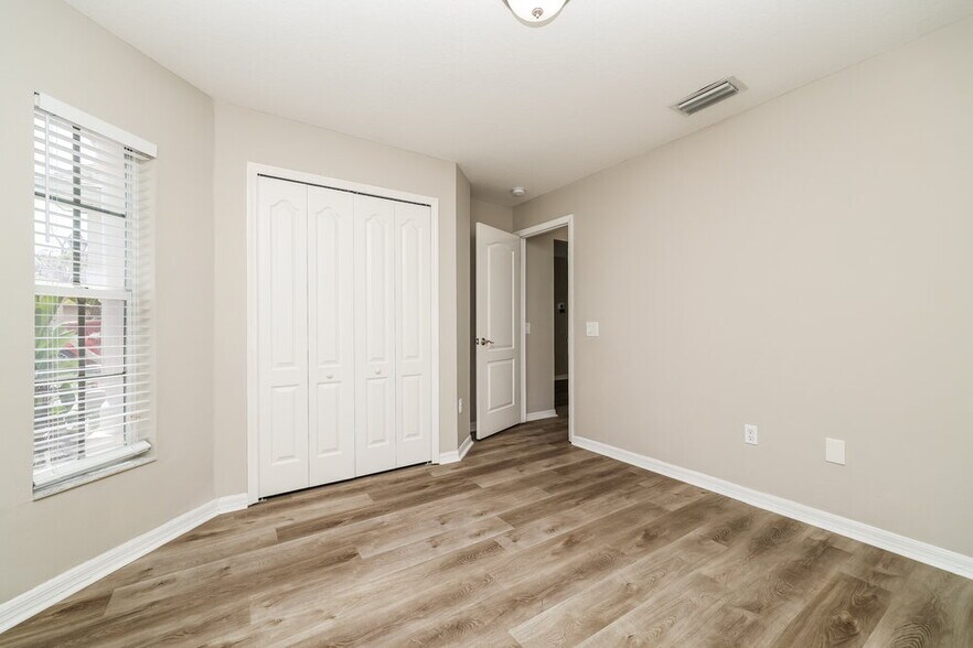 Building Photo - 8642 Manassas Rd