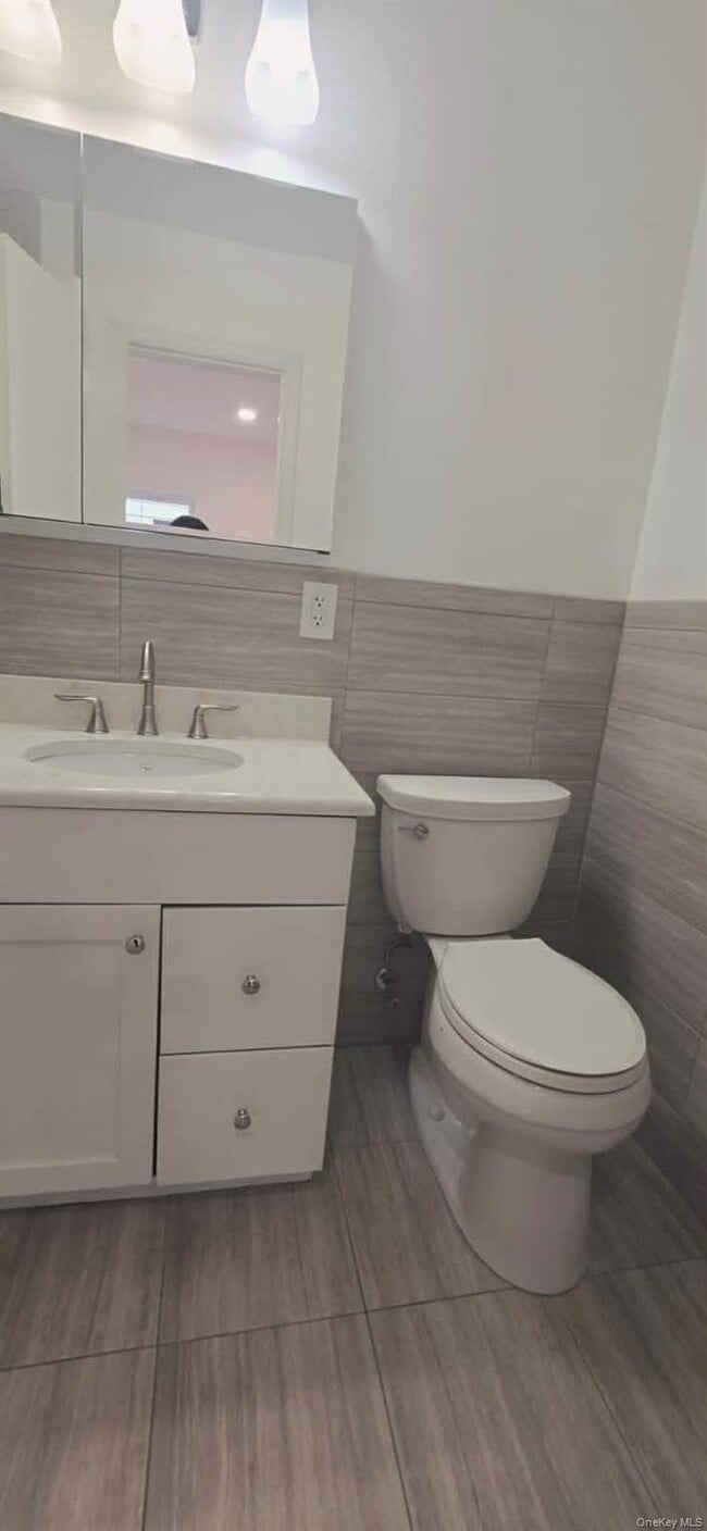 Building Photo - 78-29 68th Ave