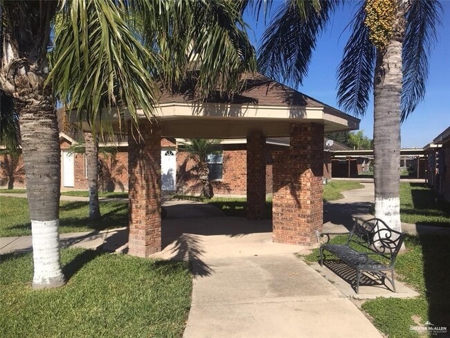 Building Photo - 14 Toledo Ave