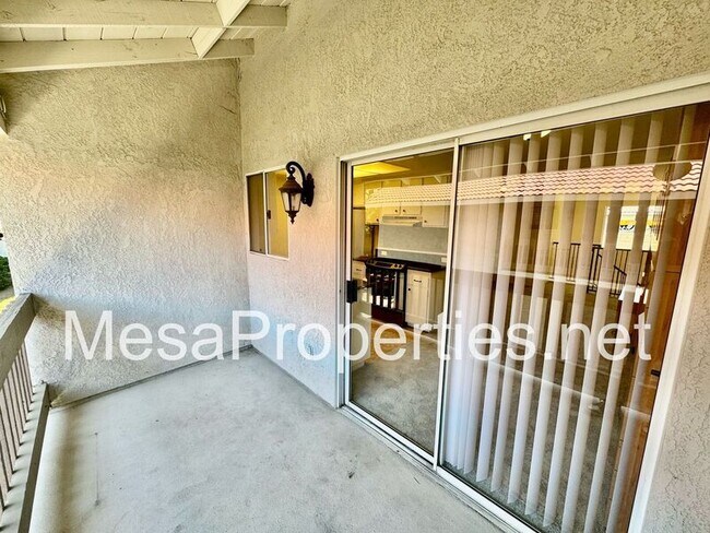 Building Photo - 9900 Highland Ave