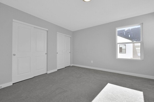 Building Photo - 5491 Fawnsbury Ct