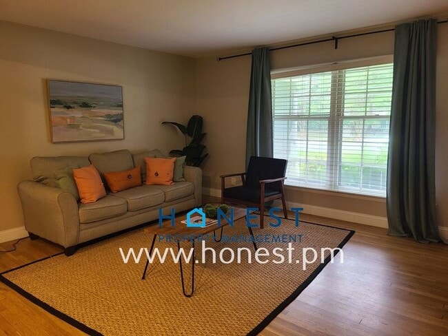 Building Photo - 1222 Rama Rd