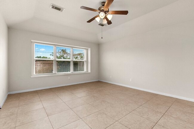 Building Photo - 7710 Trail Hollow
