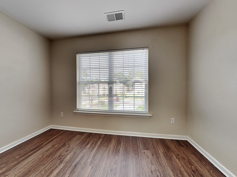 Building Photo - 267 Sweet Alyssum Dr