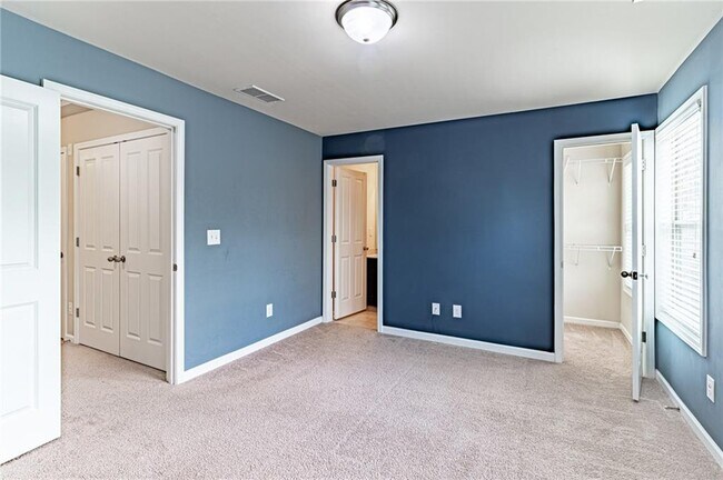 Building Photo - 4307 Tacoma Trce