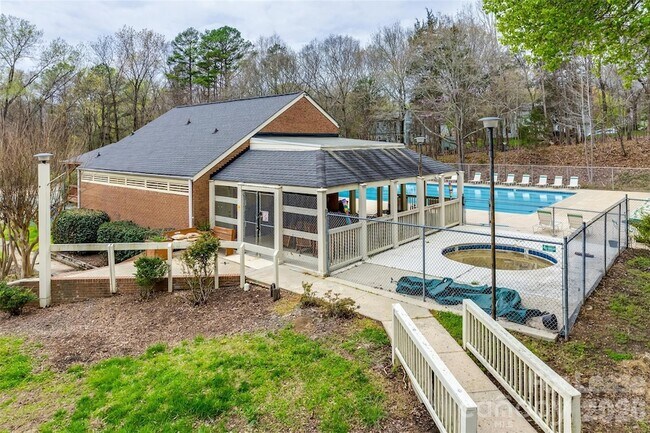 Building Photo - 7324 Killingdeer Ln