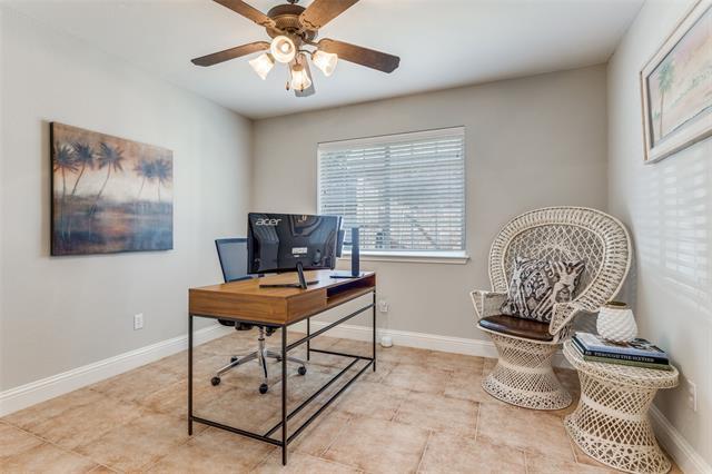 Building Photo - 2704 Wind Ridge