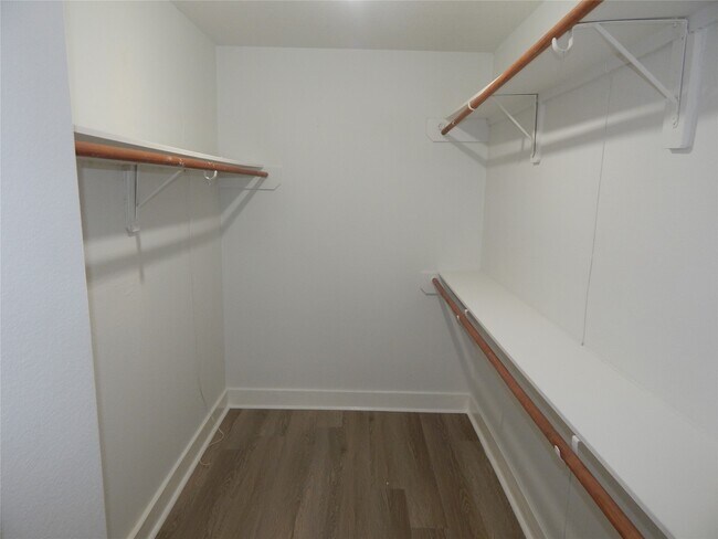 Building Photo - 6330 Torrance Elms Ct