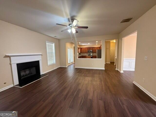 Building Photo - 817 Brampton Way