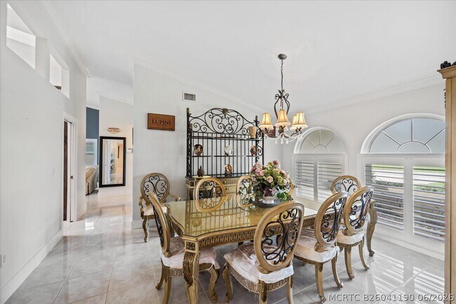Building Photo - 1654 Farmington Cir