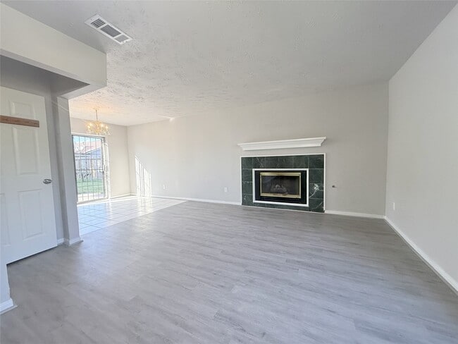 Building Photo - 12715 Middlesbrough Ln