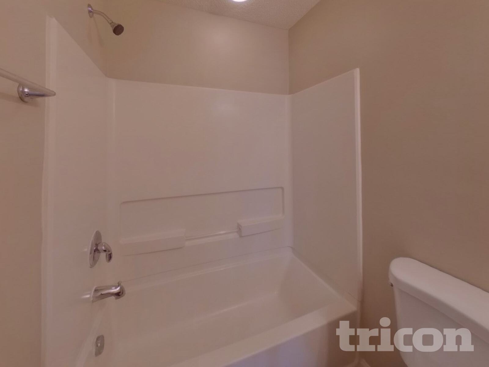 Building Photo - 164 Pacific Ave