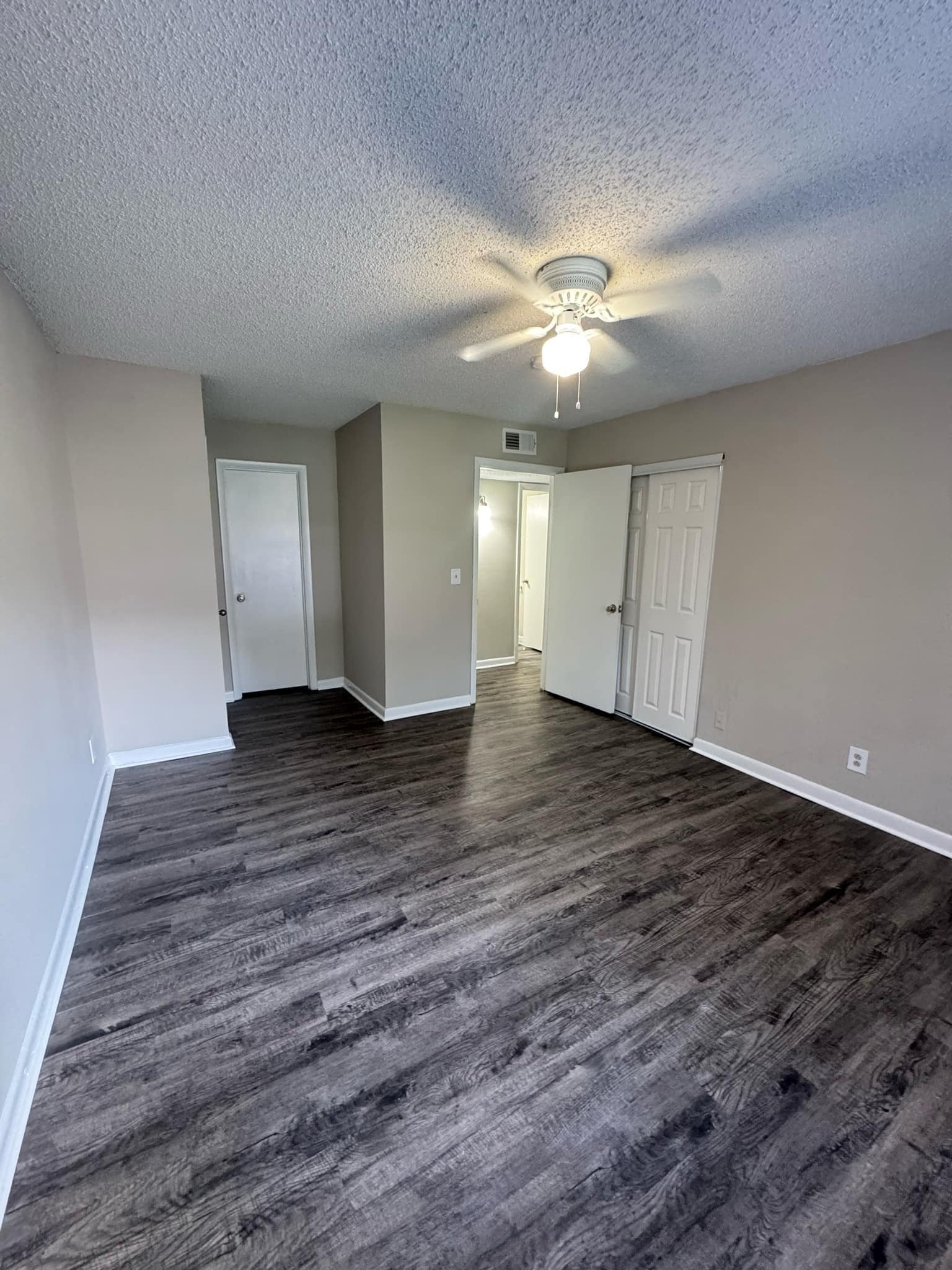 Building Photo - 4601 Packard Dr