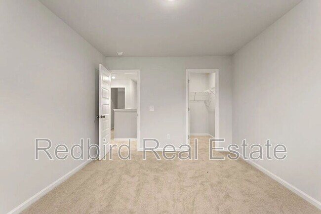 Building Photo - 1611 Manuka Ln