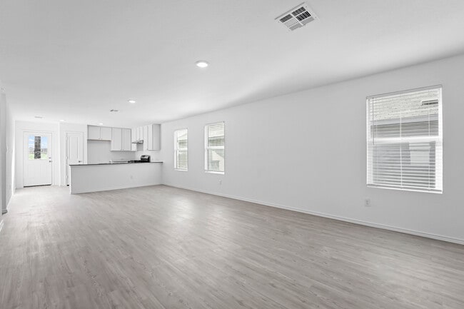 Building Photo - 13931 Wool Pk