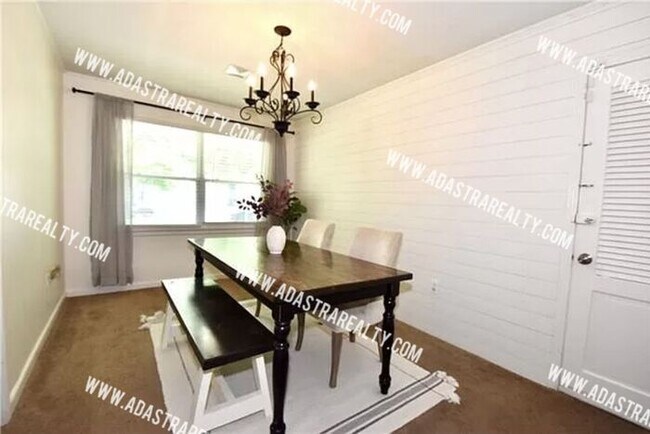 Building Photo - Beautiful Ranch Home in Prairie Village-Coming SOON!!