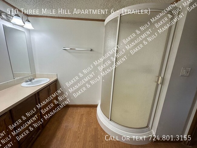 Building Photo - 510 Three Mile Hill - 6 Rear (trailer)