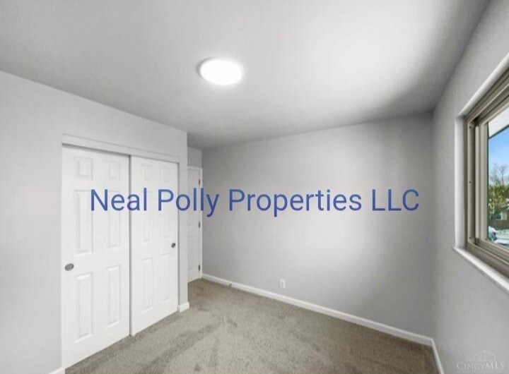 Building Photo - 6 Twinbrook Dr