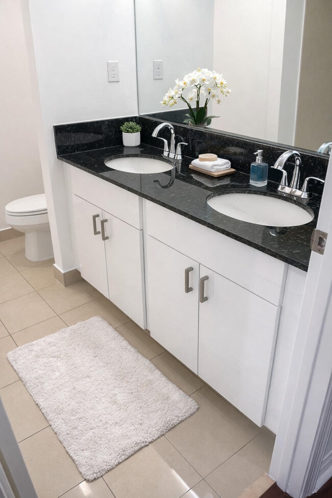 Building Photo - 19105 NE 8th Ct