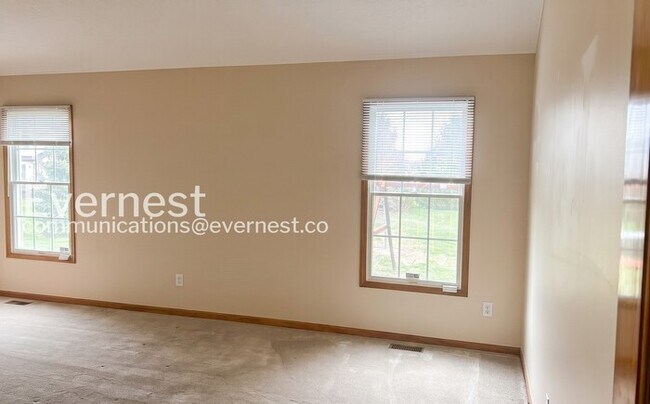Building Photo - 4369 Houser Dr