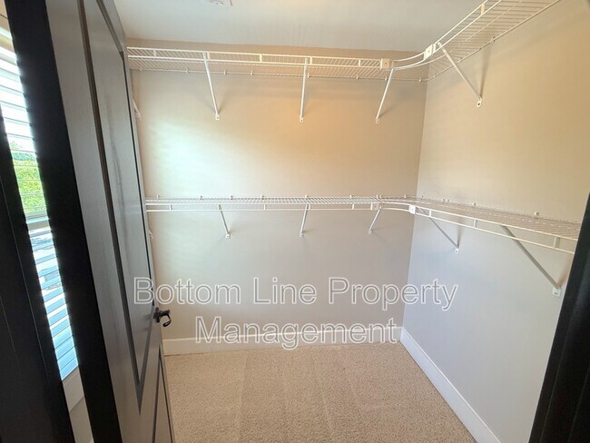 Building Photo - 2507 Alyssa Ln