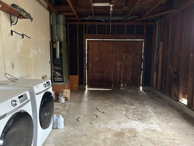 Building Photo - Charming Country Home in Petaluma – 4 Bed, 2 Bath | Available December 1st