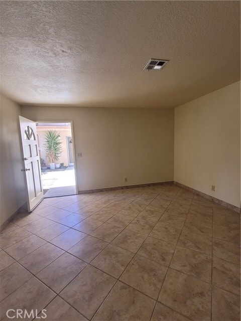 Building Photo - 9229 Stewart and Gray Rd