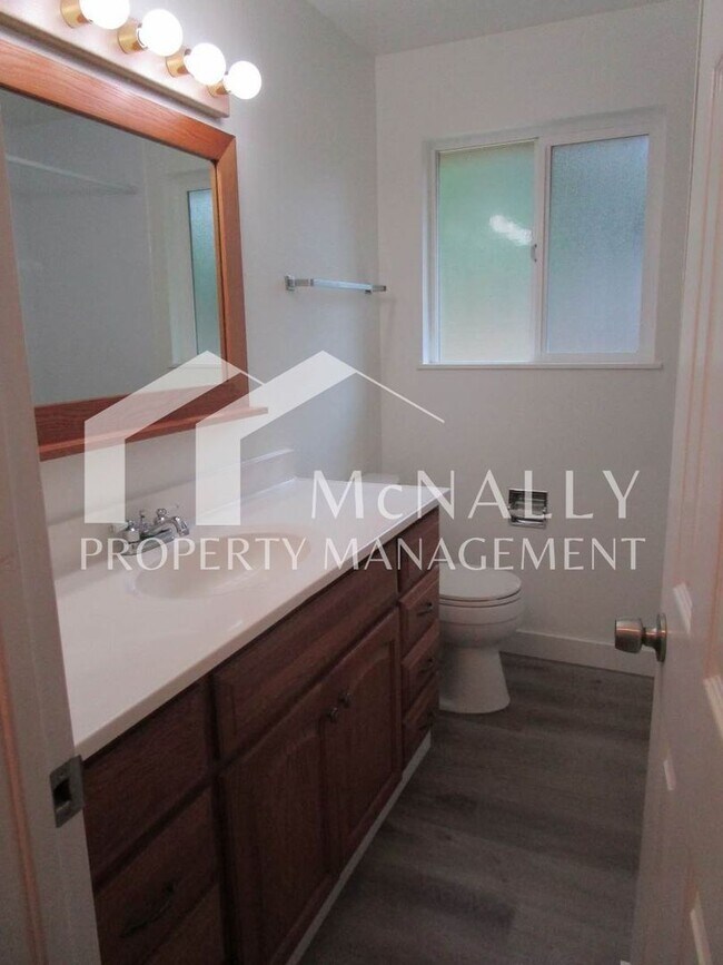 Building Photo - Melton: 6606