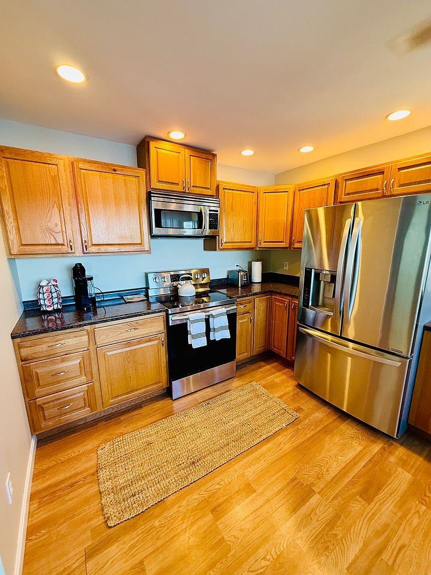 Building Photo - 167 Camelot Shore Dr