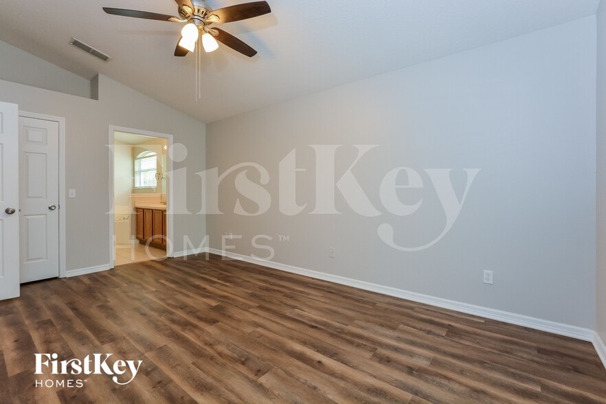 Building Photo - 284 Kettering Rd