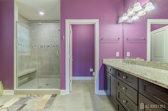 Building Photo - 6 Michelangelo Dr