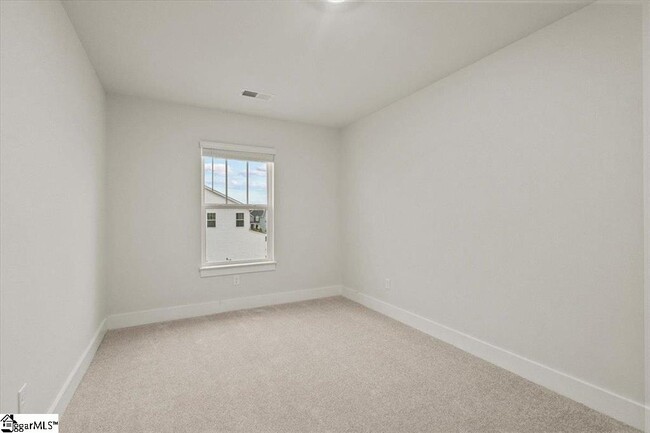 Building Photo - 604 Harebell Wy
