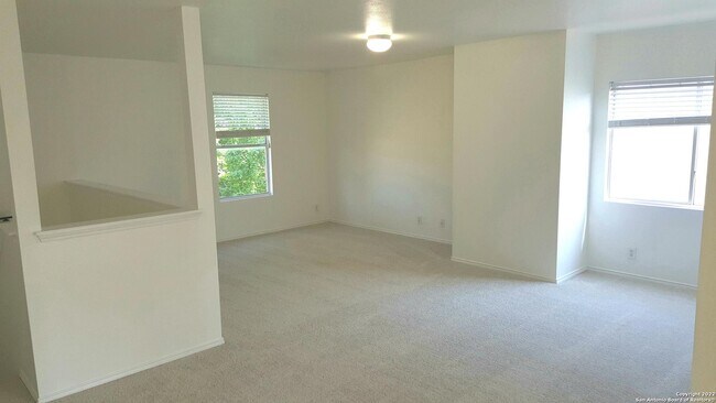 Building Photo - 10822 Rindle Ranch