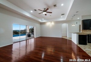 Building Photo - 6710 Mnr Hl Rd