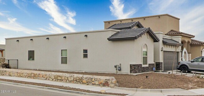 Primary Photo - 1122 Gallium Ave