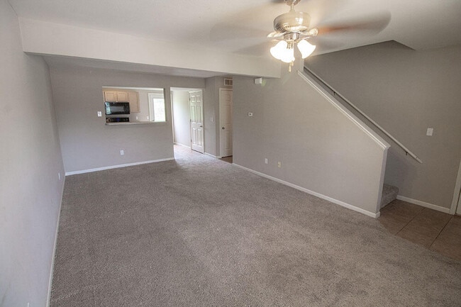 Building Photo - 4006 Snowy Owl Dr