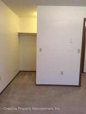 Building Photo - 201 36th Ave NE