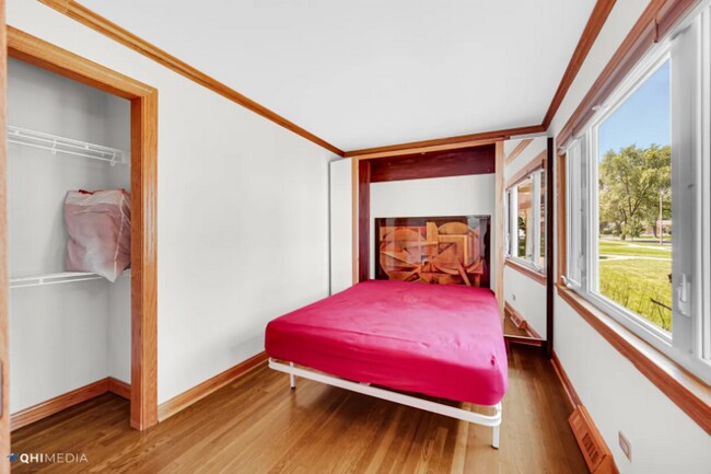 Building Photo - 1117 E Kitson Dr