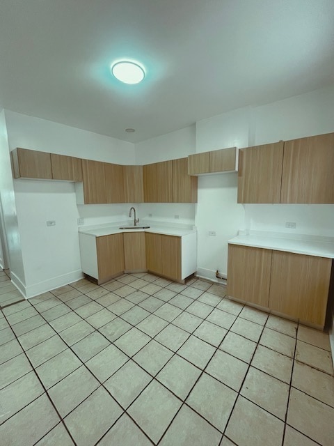 Building Photo - 6440 S Vernon Ave